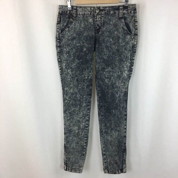 Jou Jou Denim - Jou Jou Premium Denim Acid Wash Jeans 7/8